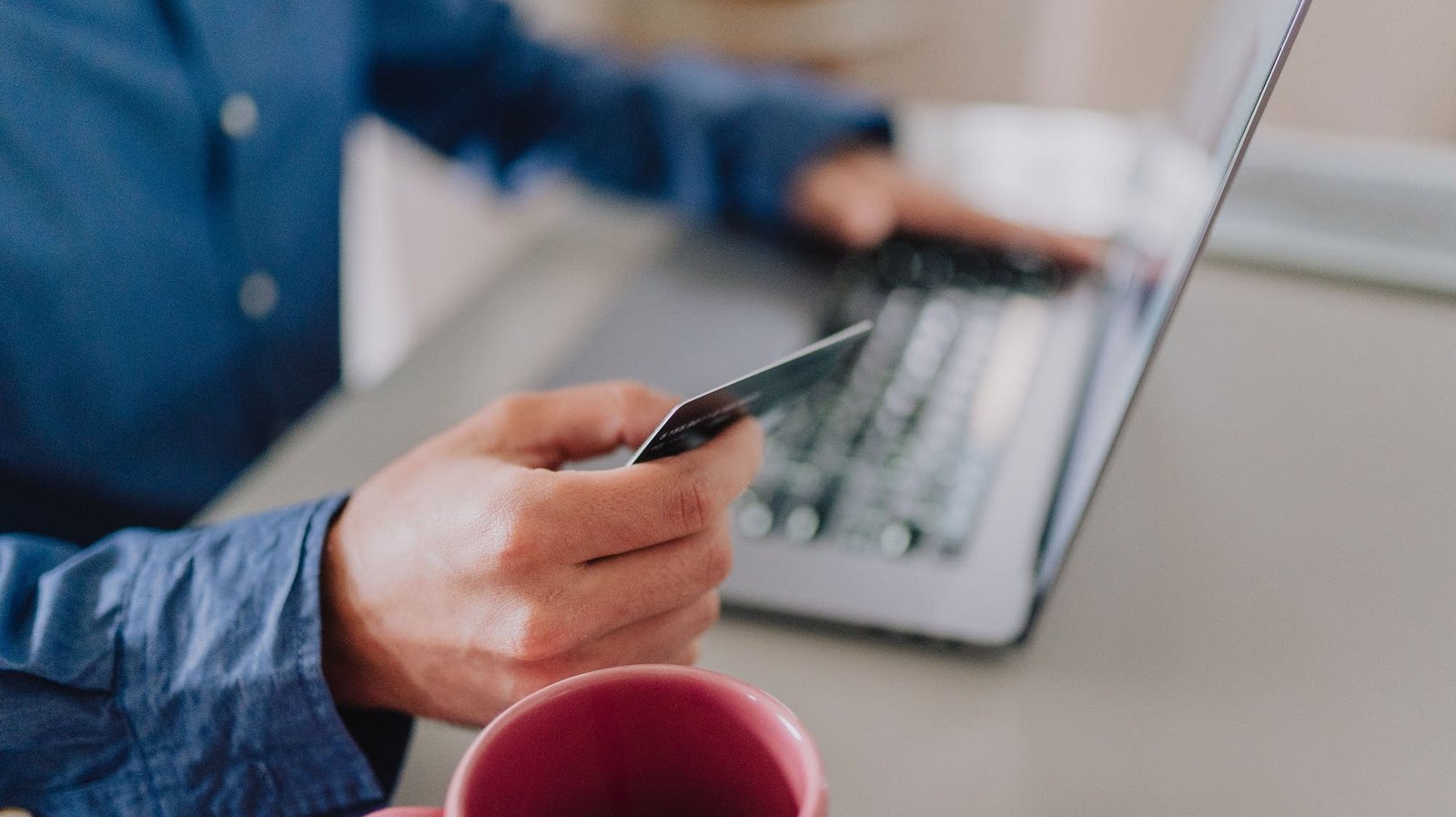 Startups like Dan Goikhman's Dappier are trying get brands' products on the radar of chatbots, which consumers are increasingly using to shop.