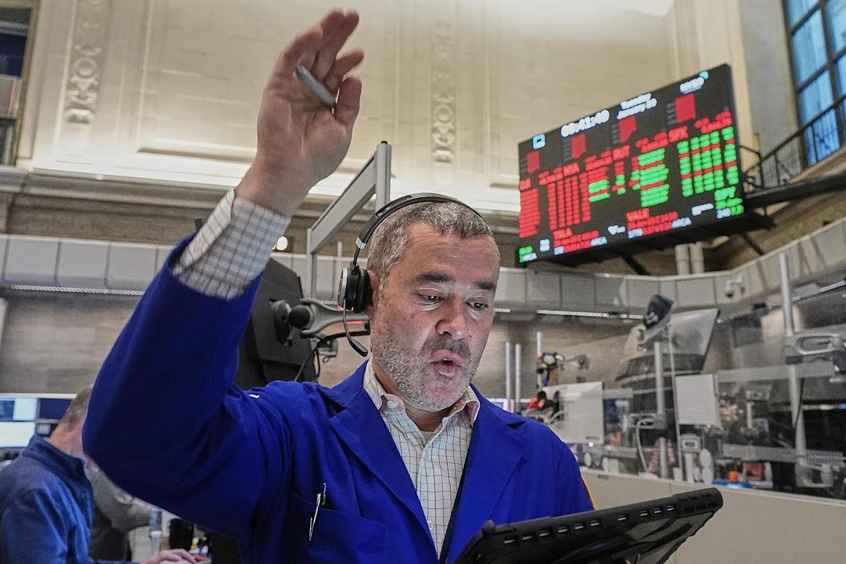 Dow, S&P 500, Nasdaq jump as Trump says US, NATO have 'framework' of a deal for Greenland