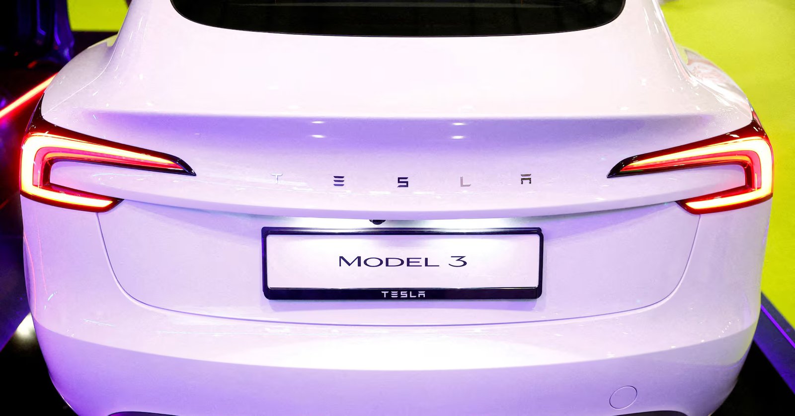 Tesla sales fall in big European markets but set record in Norway