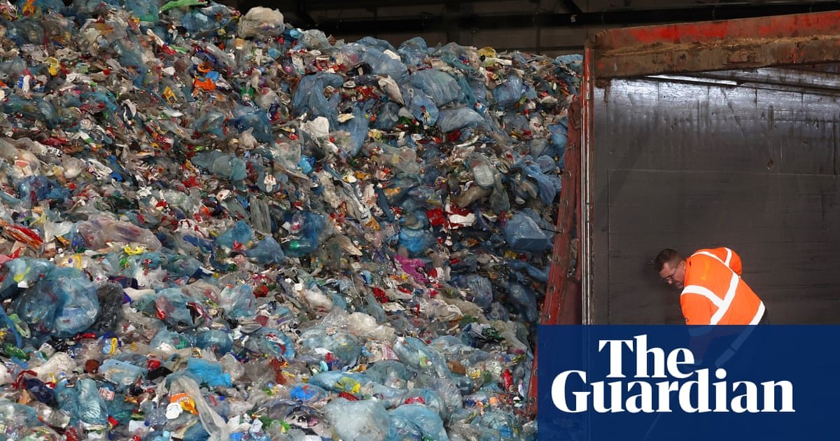 Europe’s supermarket shelves packed with ‘misleading’ claims about recycled plastic packaging | Plastics