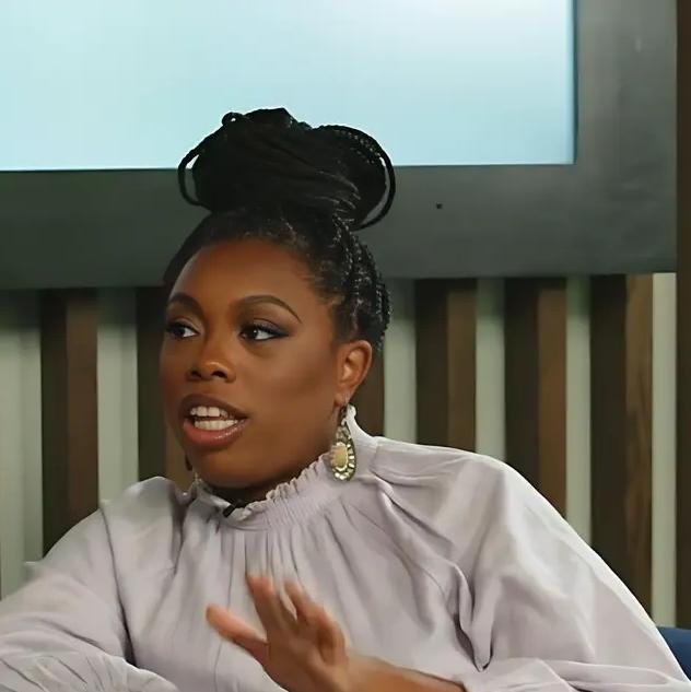 Davonne Reaves Raises $2.7M, Breaks Barriers in Real Estate