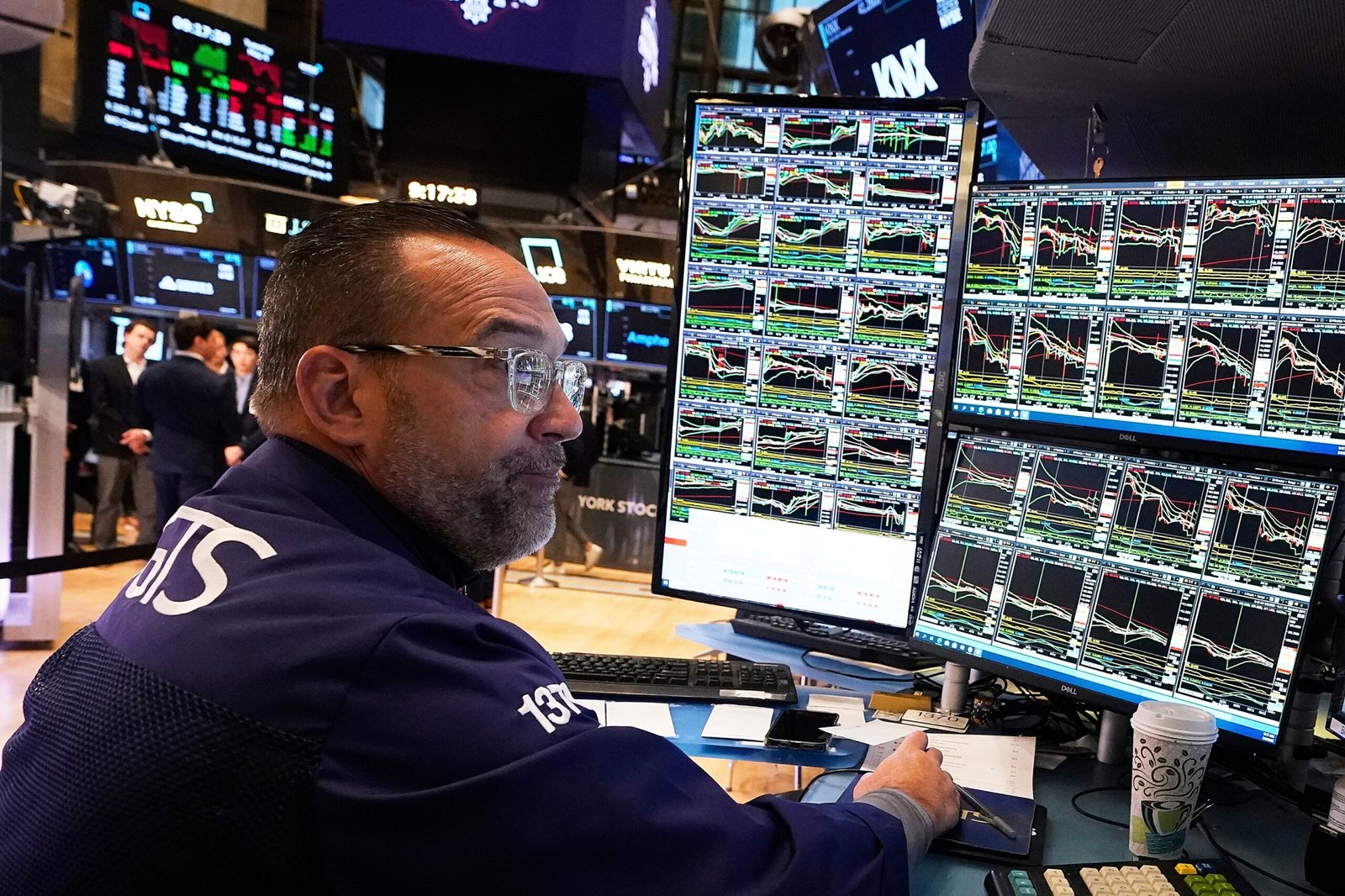 US stocks rose again in 2025 after overcoming turbulence from tariffs and Trump’s fight with the Fed
