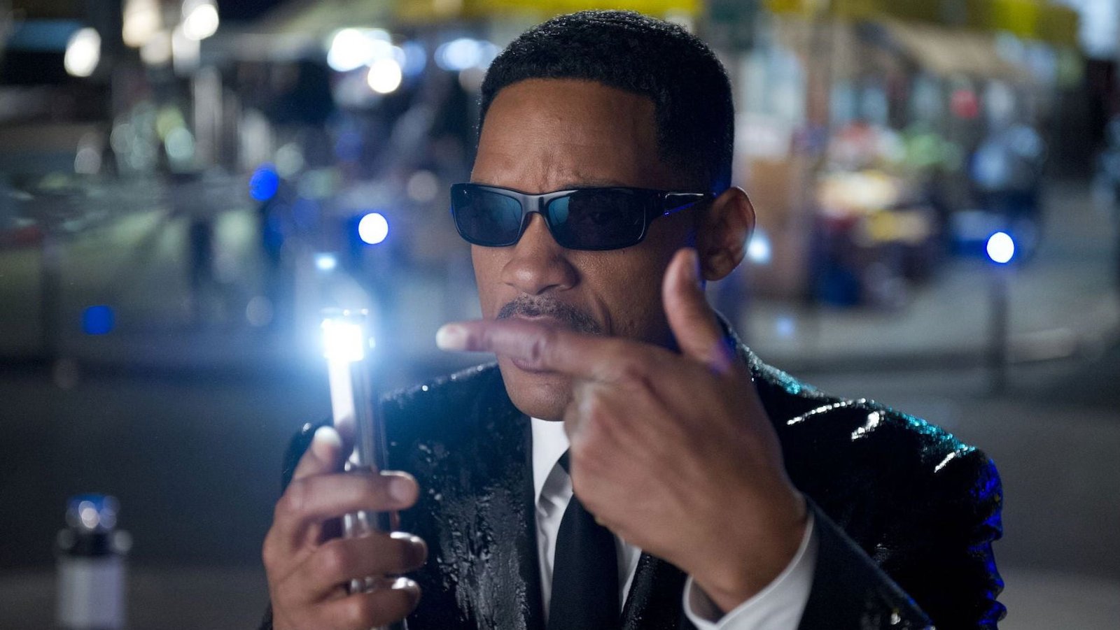 Founder memo: No, Australian startup media doesn't work like Men in Black