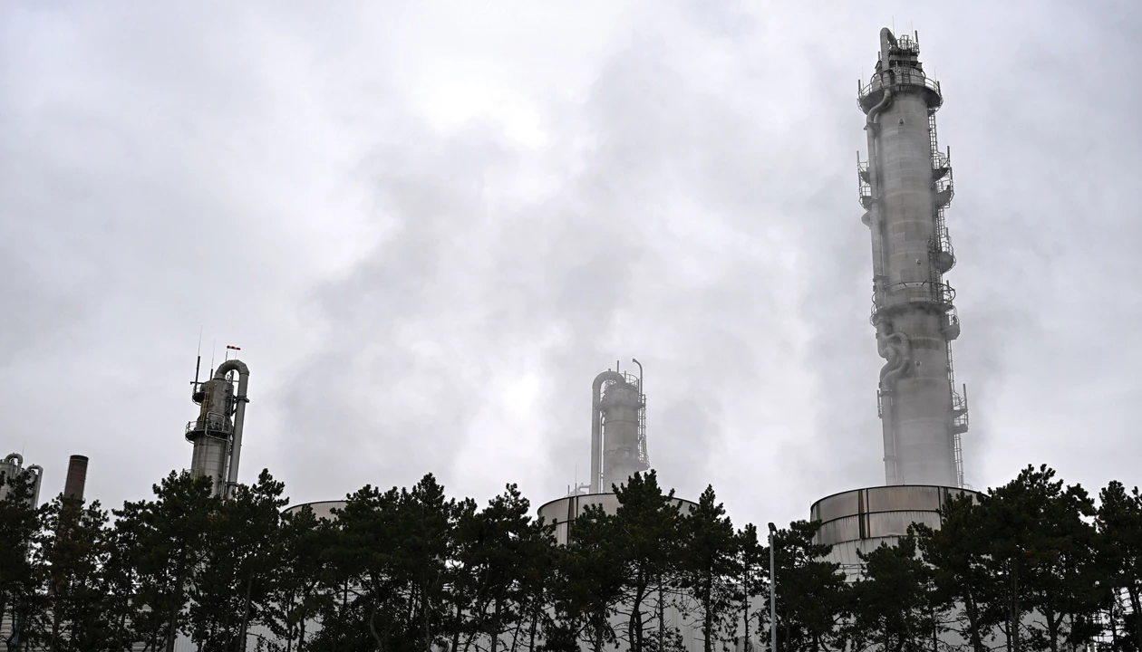 Europe begins work on ‘one-stop shop’ chemical data platform