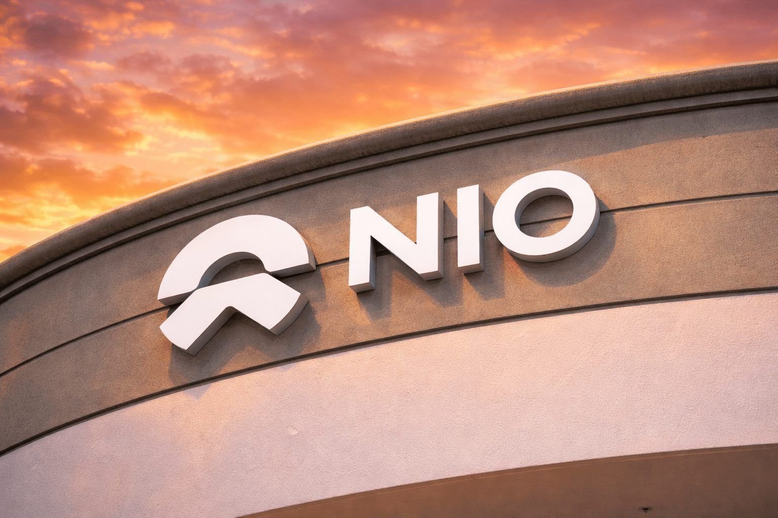 NIO stock ends near a 52-week low — what traders watch before Monday’s reopen
