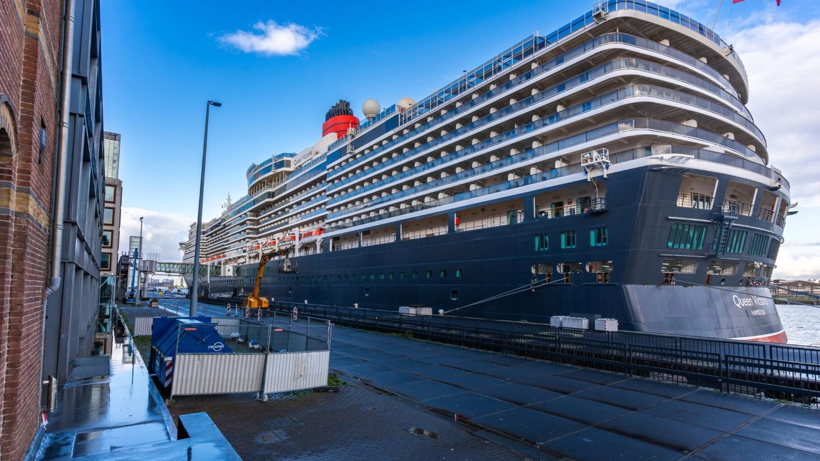 amsterdam ship