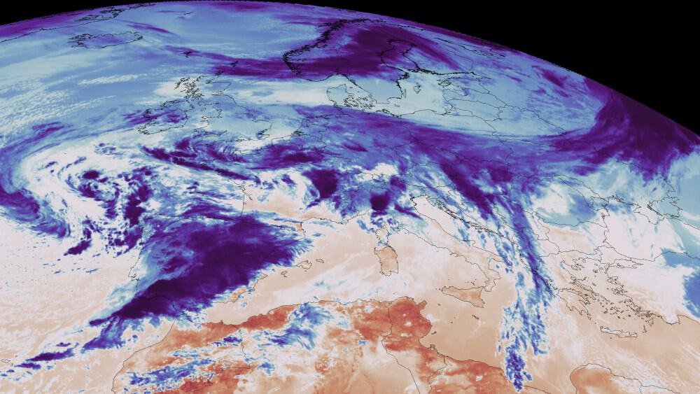 European Space Agency unveils first images from Earth-observation 'sounder' satellite – Physics World