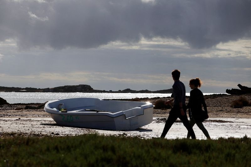 Spain, Frontex look for missing migrant boat off Balearic Islands | 104.1 WIKY