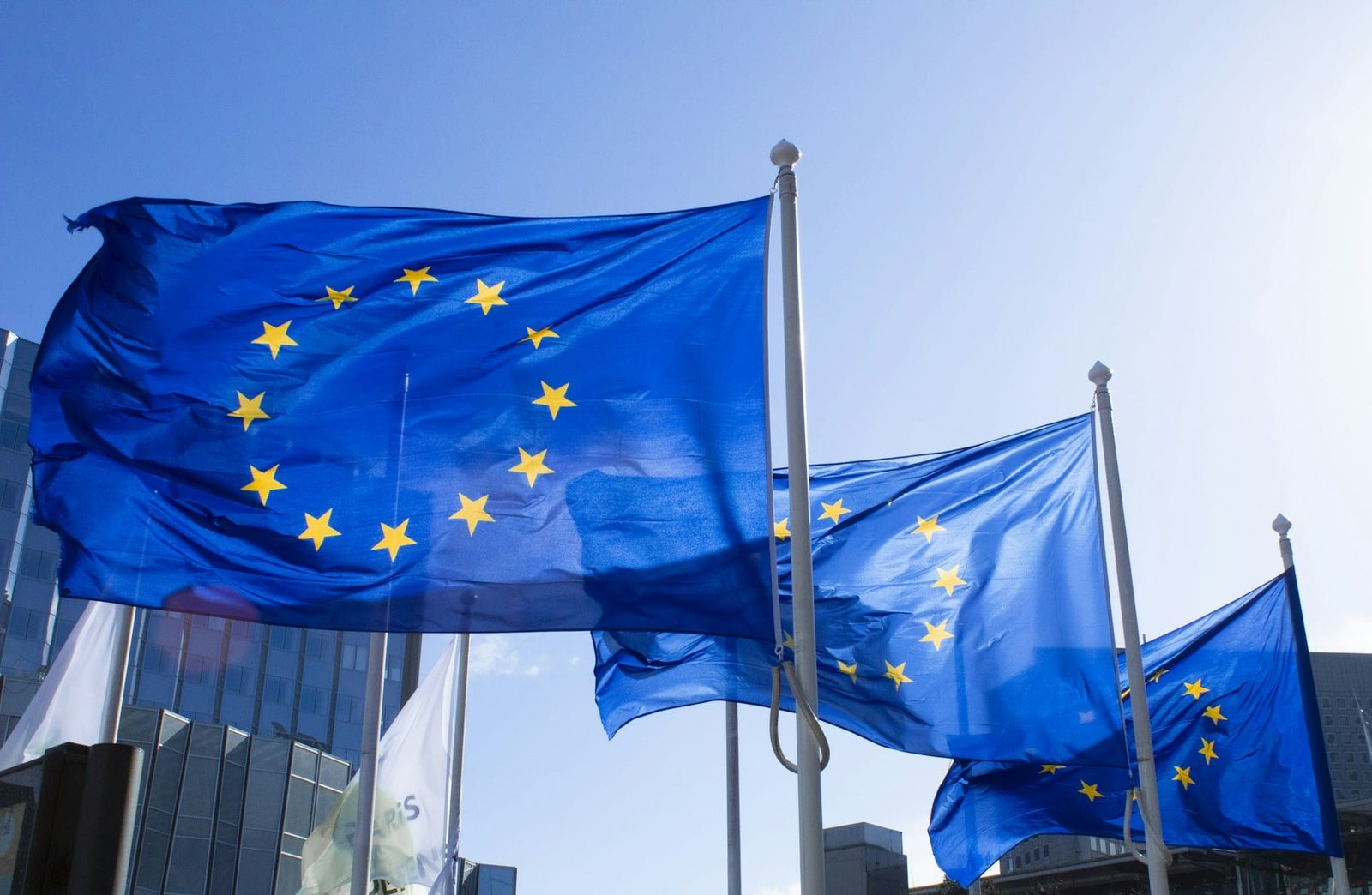 ESG news on EU sustainability laws, UK fracking debate, Mediterranean migrant deaths, shareholder climate activism