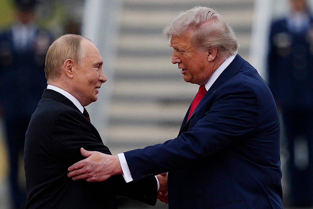Ukraine-Russia war latest: Trump’s peace deadline revealed by Zelensky after latest assault by Putin’s forces