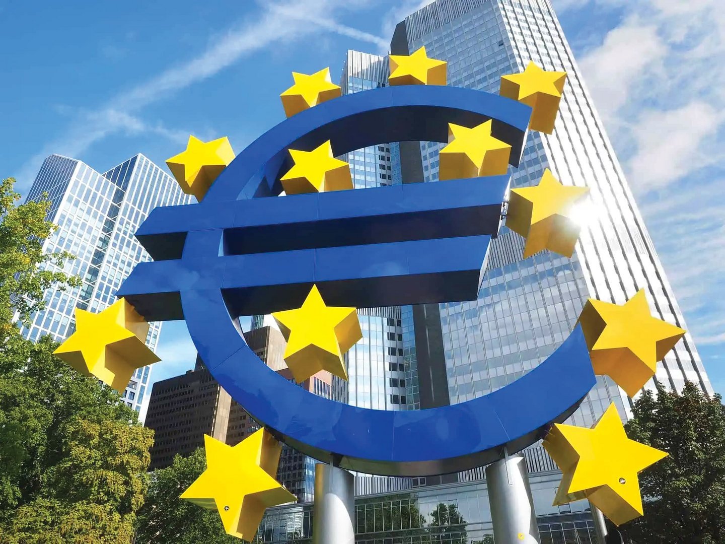 cover Cyprus banks among lowest in EU for climate risk exposure