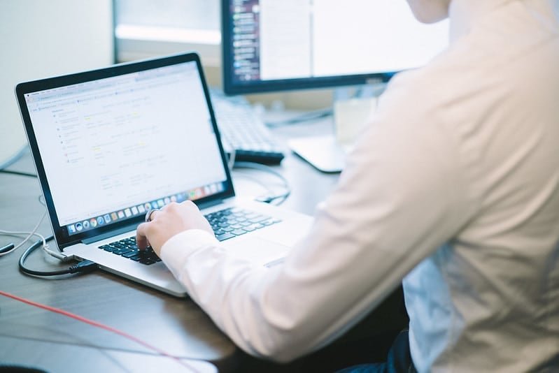 Laptop, applications