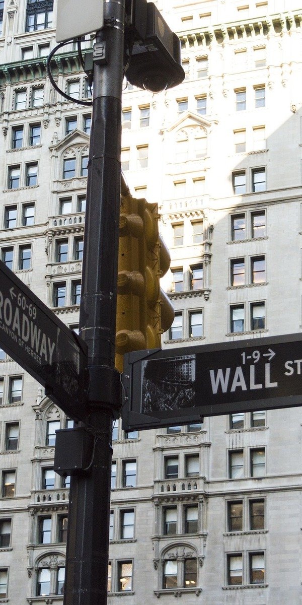 US9042181029) Faces Pressure Amid Semiconductor Cycle Slowdown