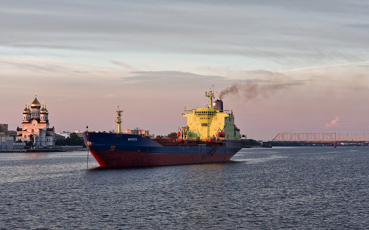 EU Delays Plan To Permanently Ban Russian Oil Imports ━ The European Conservative