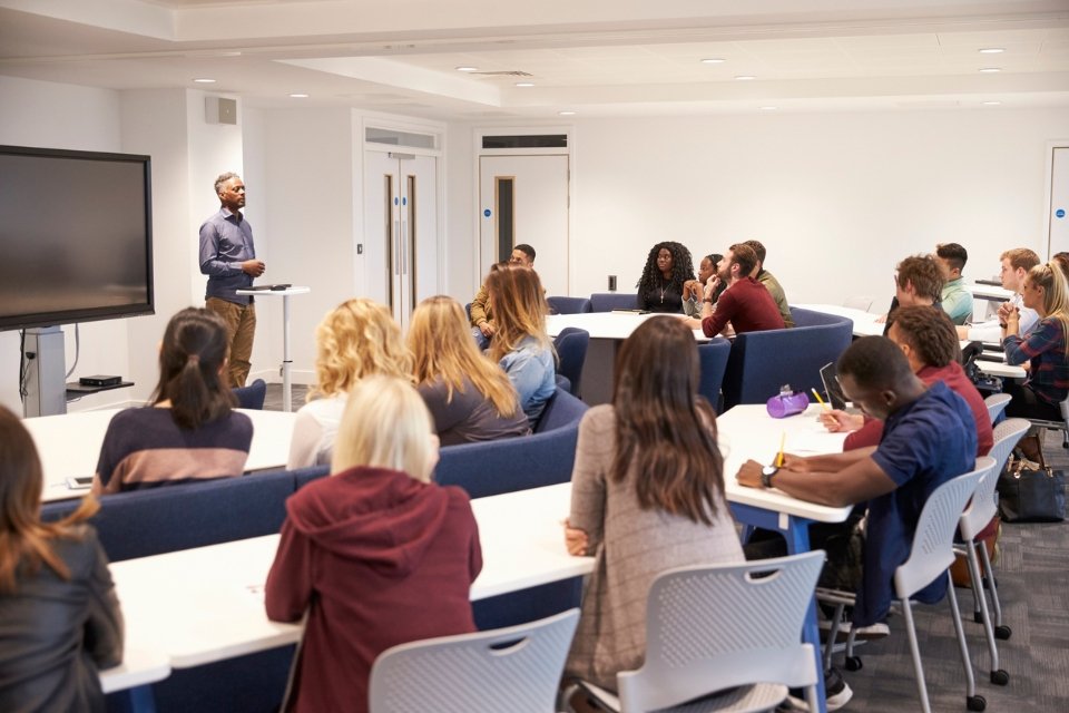 Lithuania Launches Scholarships for International Interns