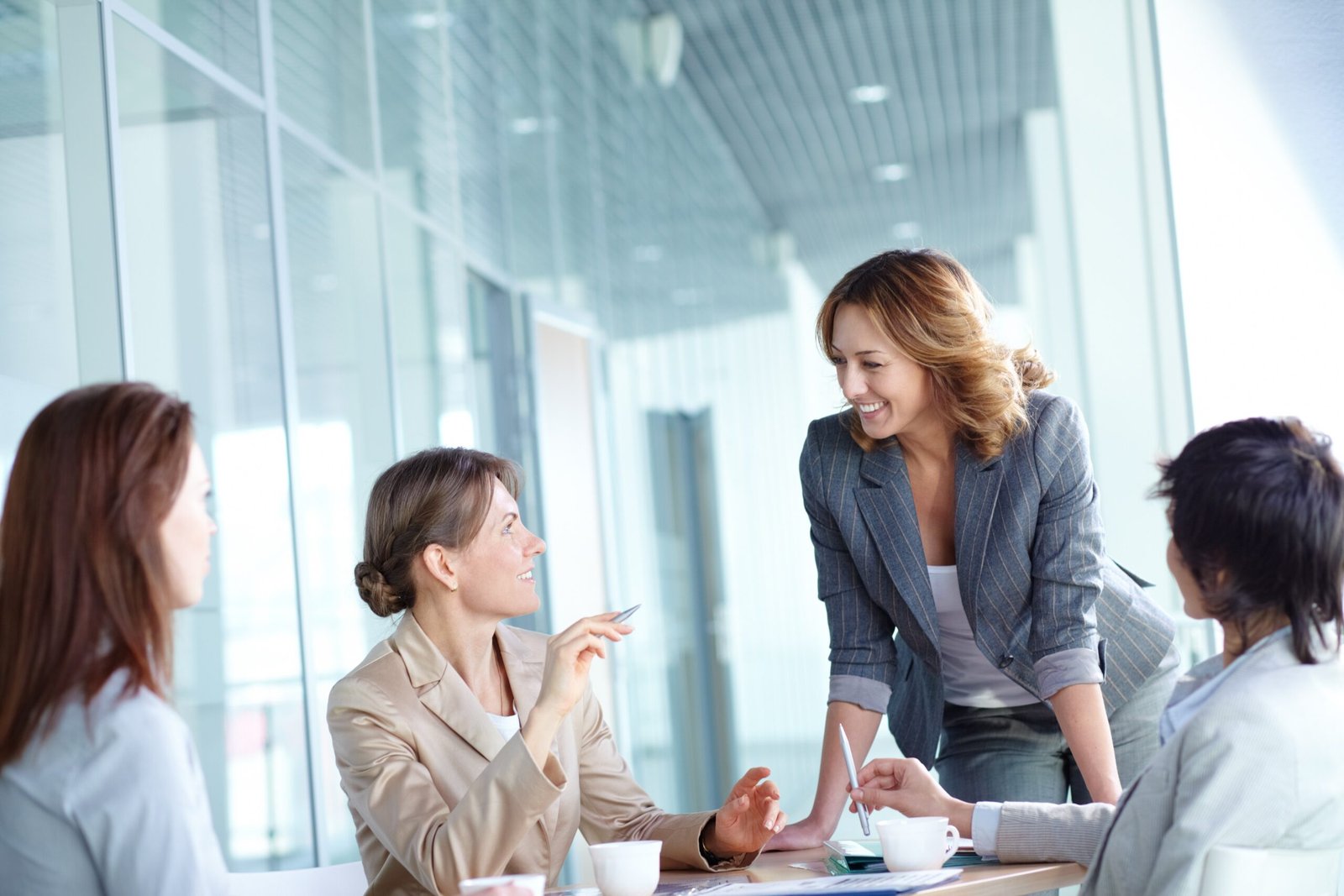 Women hold nearly 35% of leadership positions in Romania, nearing EU average