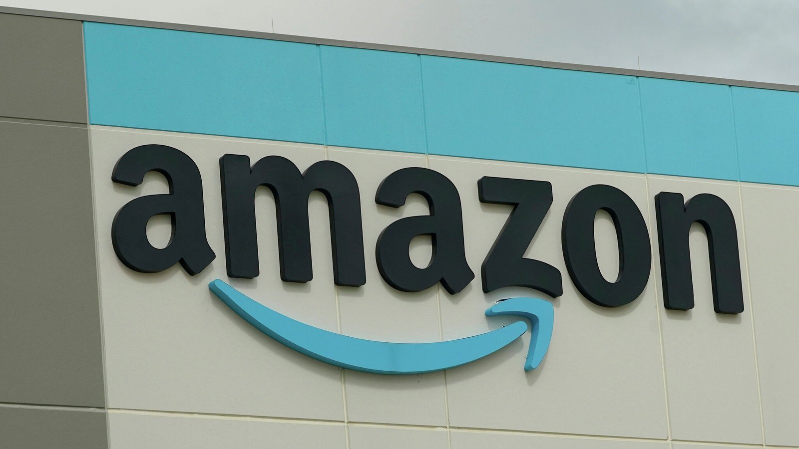 14,000 corporate roles impacted in layoff announcement