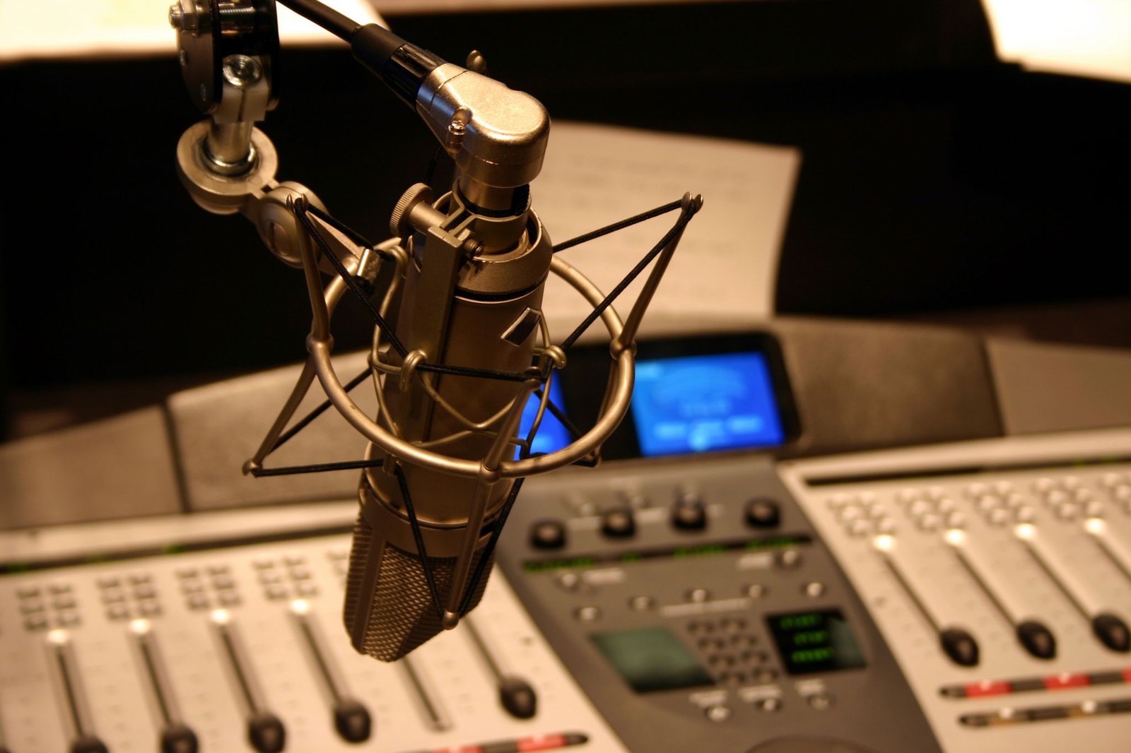 San Antonio radio 'favorite' gets new gig after layoffs