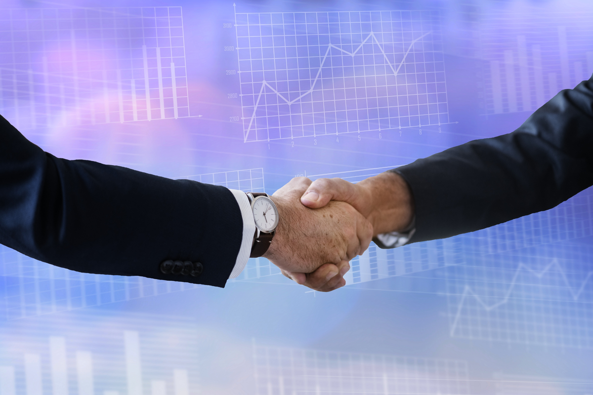 AI Boom Powers Record Sales – What It Means for You