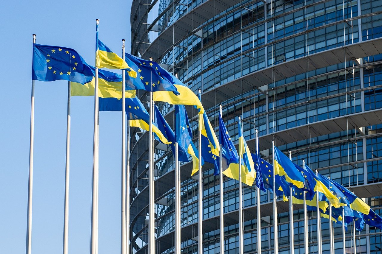 Ukraine passes law to sync electricity market with Europe