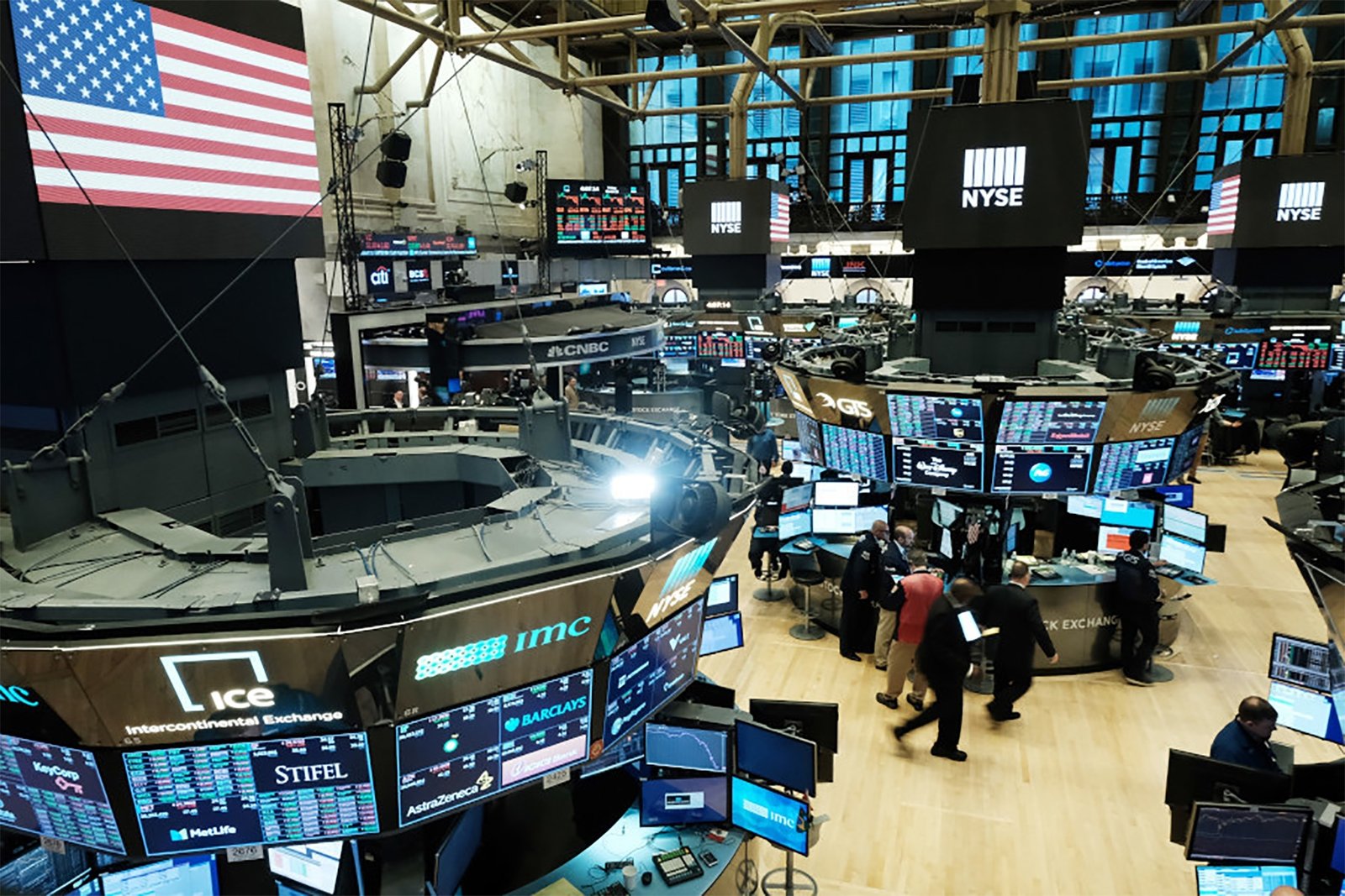 REIT fundraising slows as private capital reshapes industry