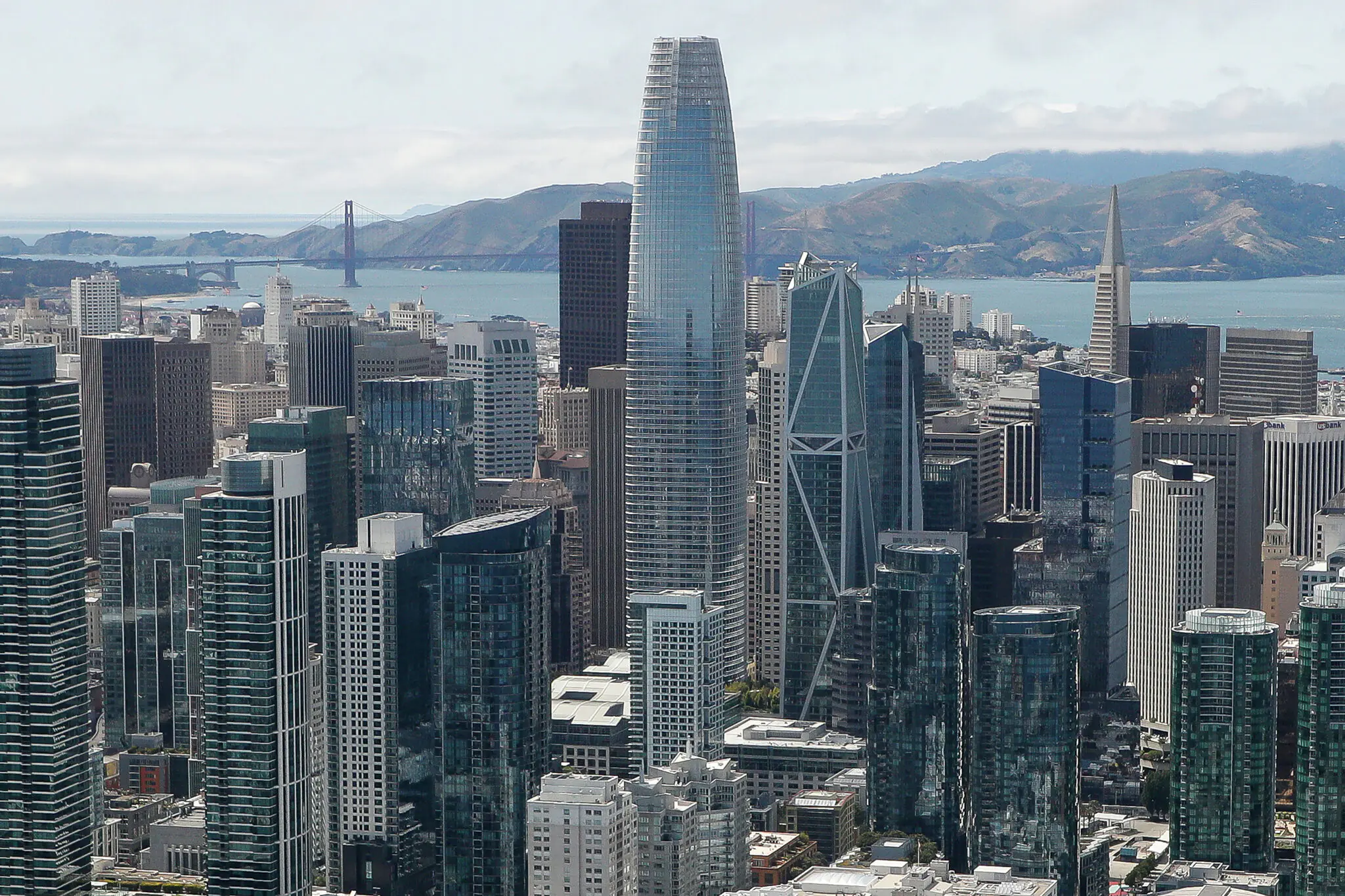 Billionaires flush with 'new money' are flocking to the Bay Area
