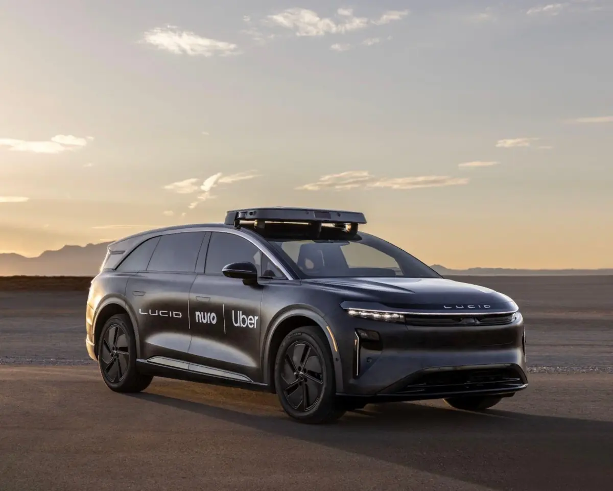 Lucid robotaxi with Lucid/Nuro/Uber branding