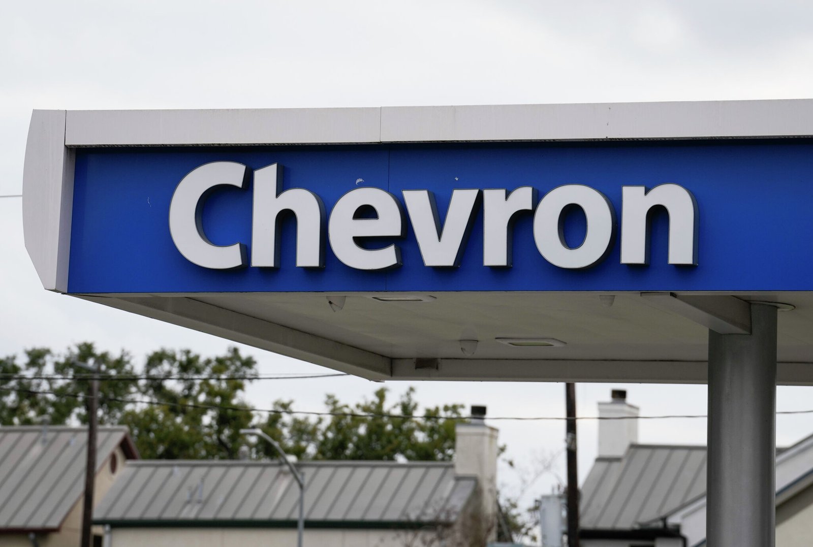 Houston-based Chevron to lay off 200 workers in West Texas — not 800