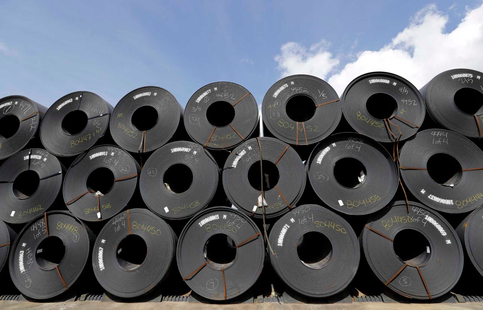 Houston metal manufacturer to shutter due to ‘crippling’ steel tariffs, finance issues
