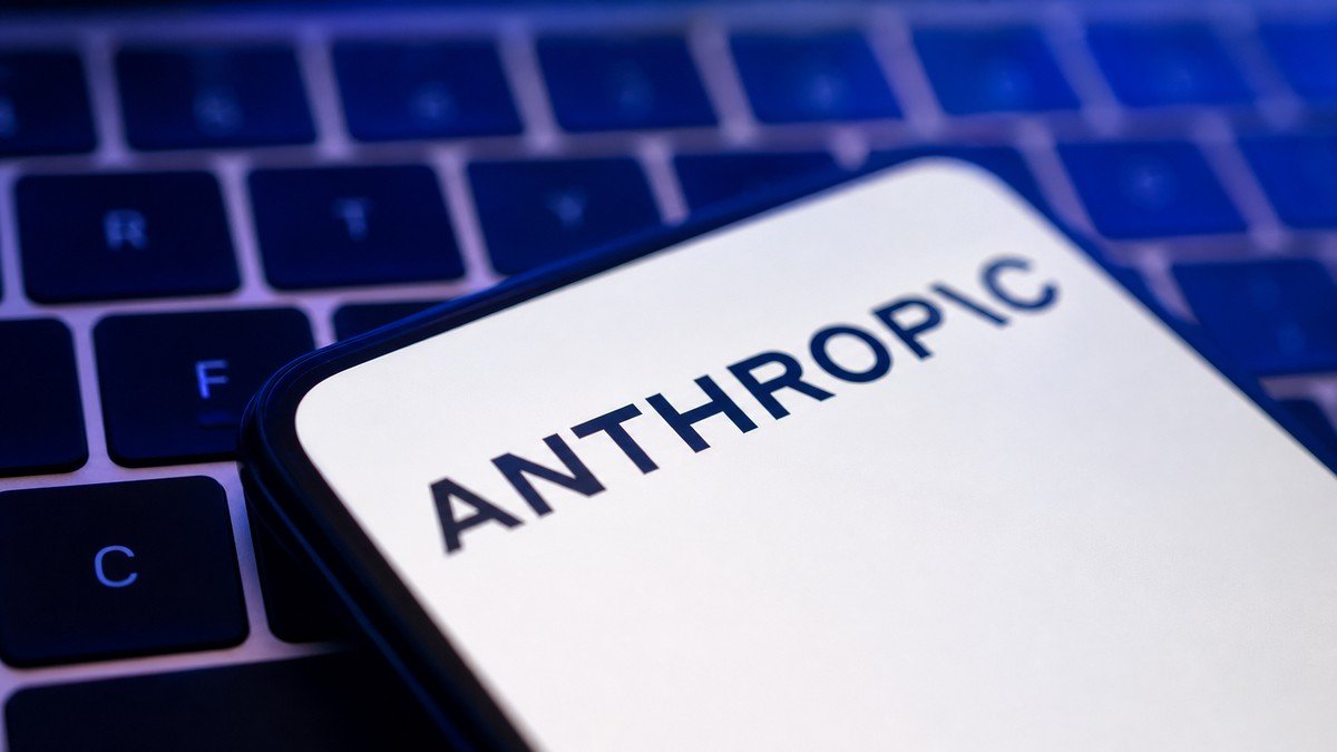 US AI Export Controls Put Europe on Notice as Anthropic Pulls Models Offline