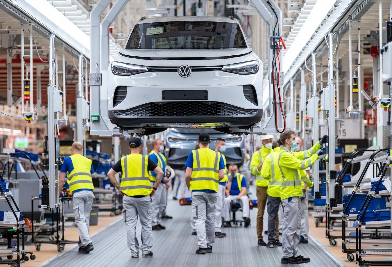 Volkswagen Plans 100,000 Job Cuts Amid German Plant Shutdown