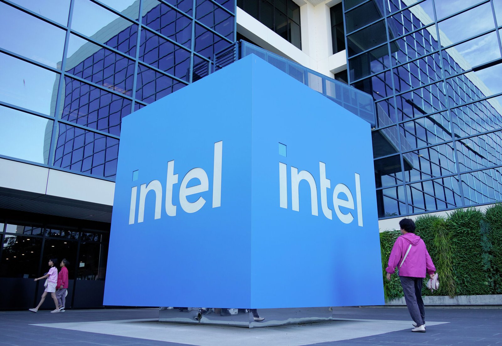 Tech giant Intel's sweeping layoffs include hundreds in California