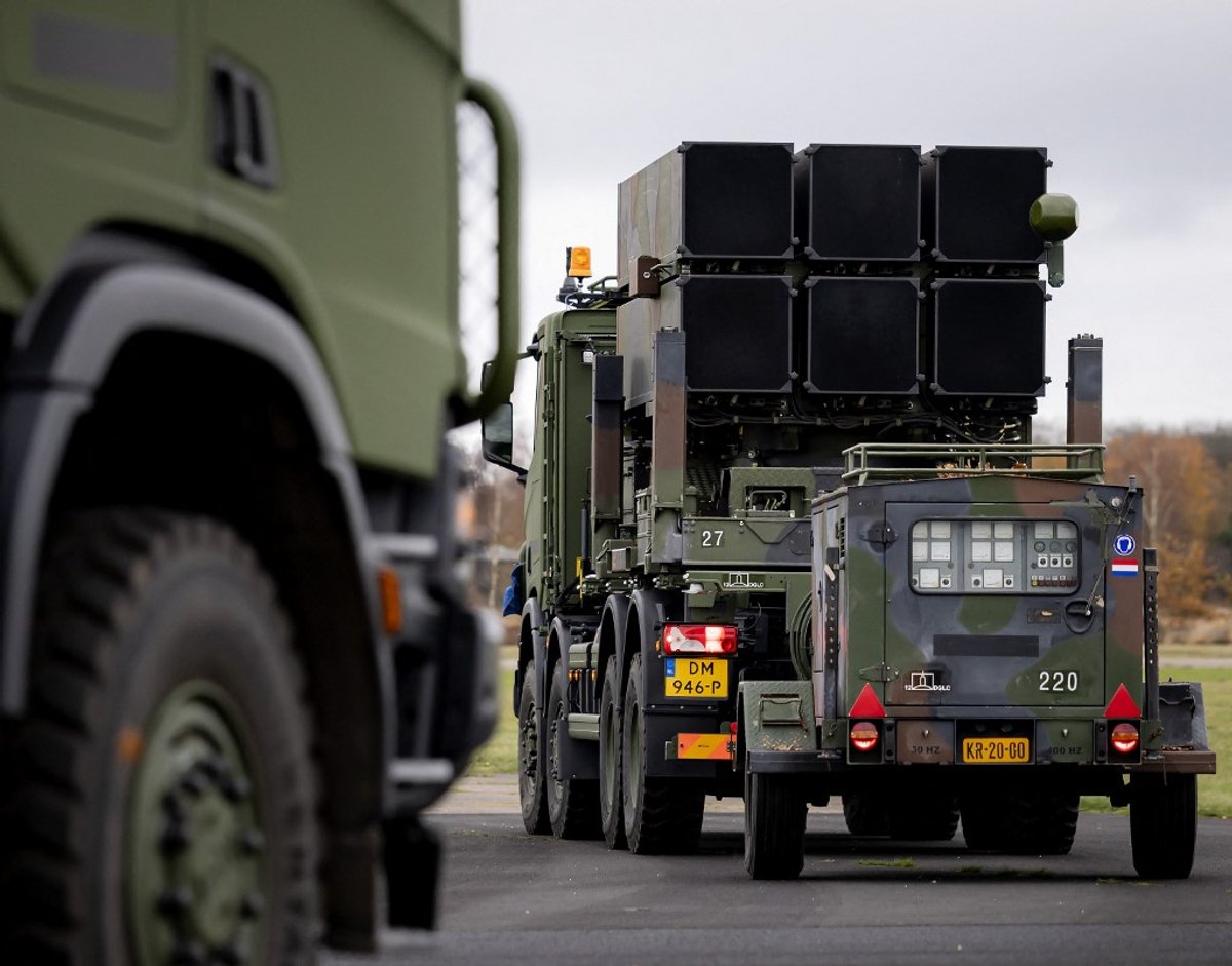 Zelensky Orders Ambassadors to Secure Weapons, Advance Europe’s FREYJA Missile Shield