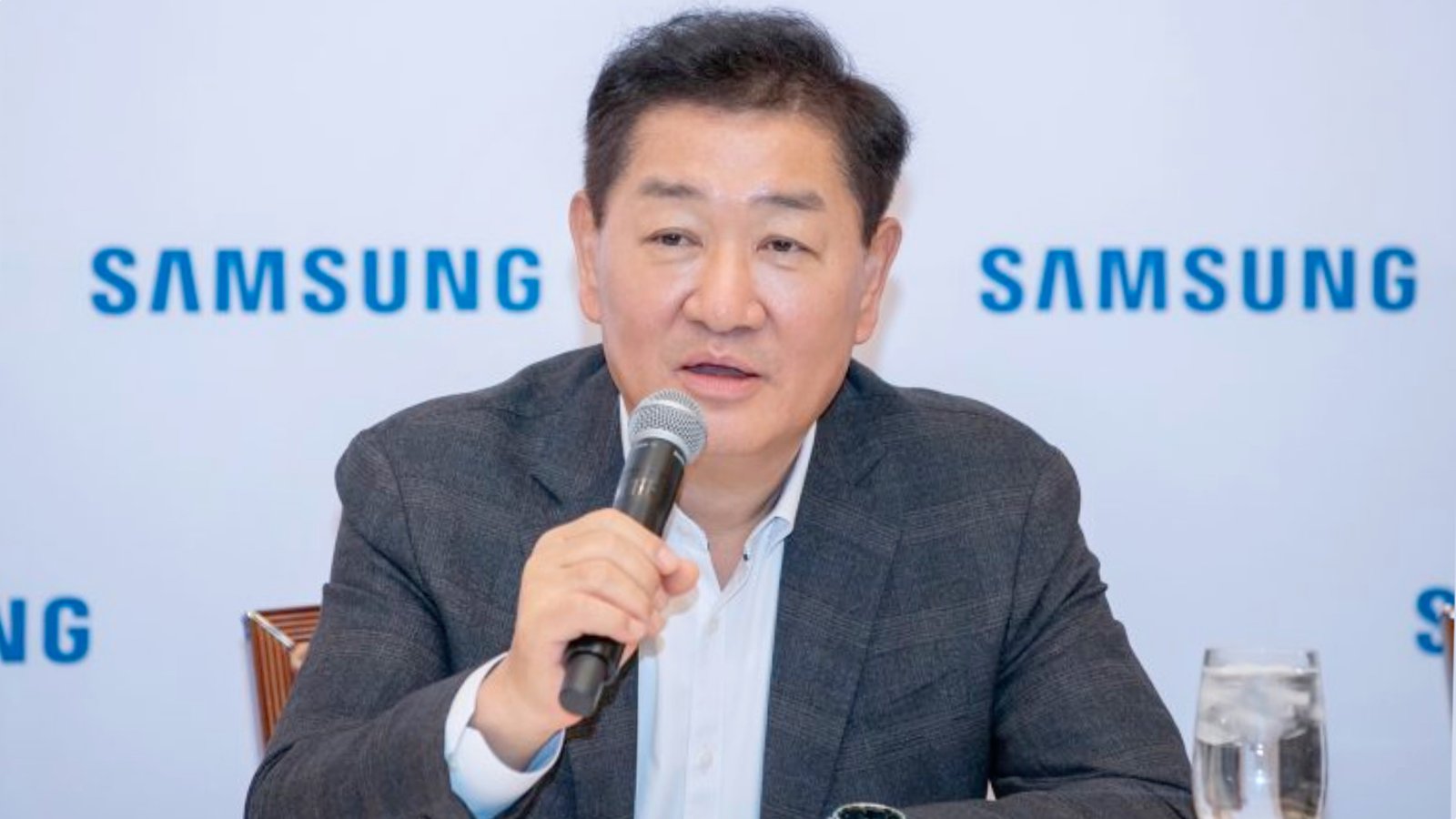 Samsung plans to acquire big firms in 2024, considering mega mergers as well