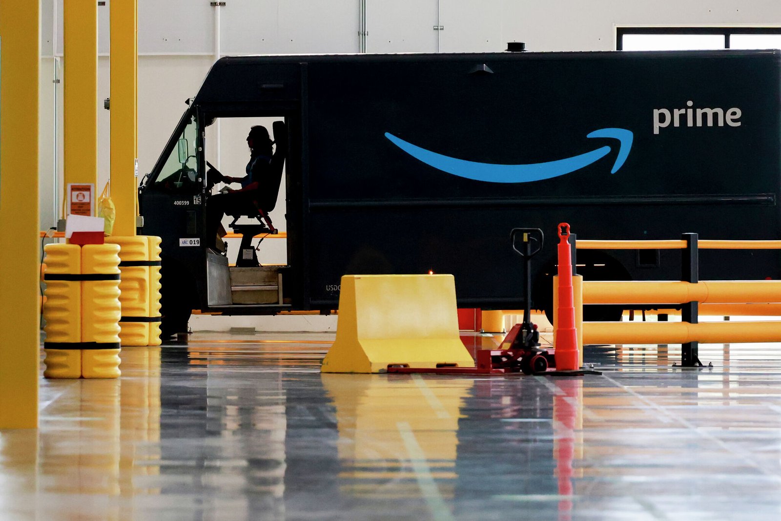 Amazon, Synopsys to cut more than 275 Bay Area tech jobs