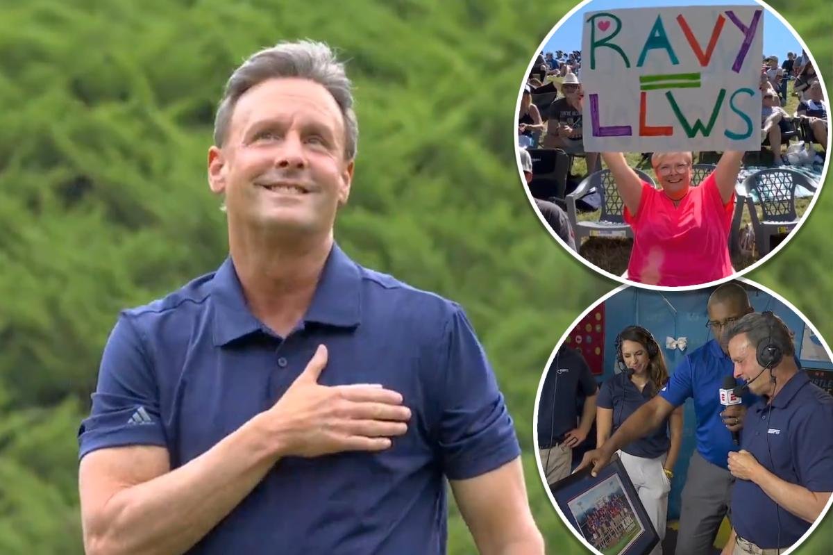 ESPN gives Karl Ravech emotional send-off at Little League World Series during final broadcast