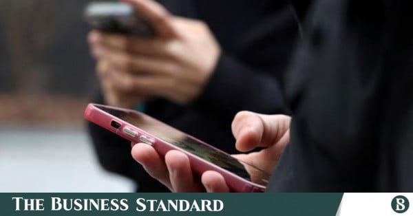 EU is set to propose ban on social media and AI chatbots for under-15s