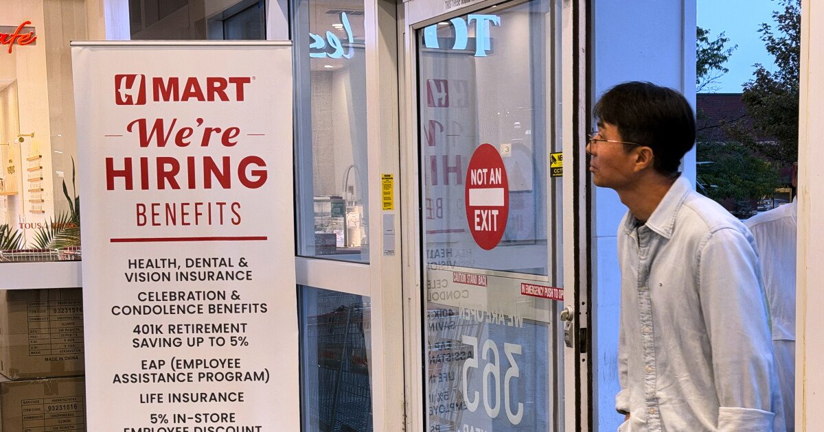 Claims for unemployment benefits drop to 197,000, the lowest since mid-July