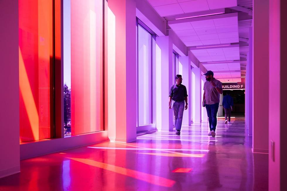 Netflix plans hundreds of layoffs at Bay Area headquarters