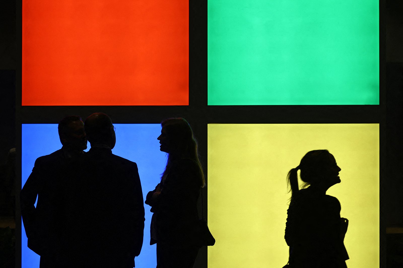 Microsoft offers voluntary buyout to 60,000 employees